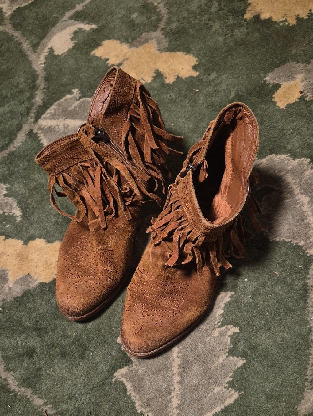 Fringe Suede Ankle Boots - Brown Women’s Western Booties